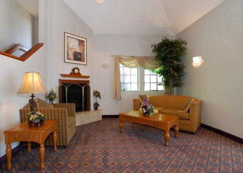 Baymont By Wyndham פורט וויין מראה חיצוני תמונה